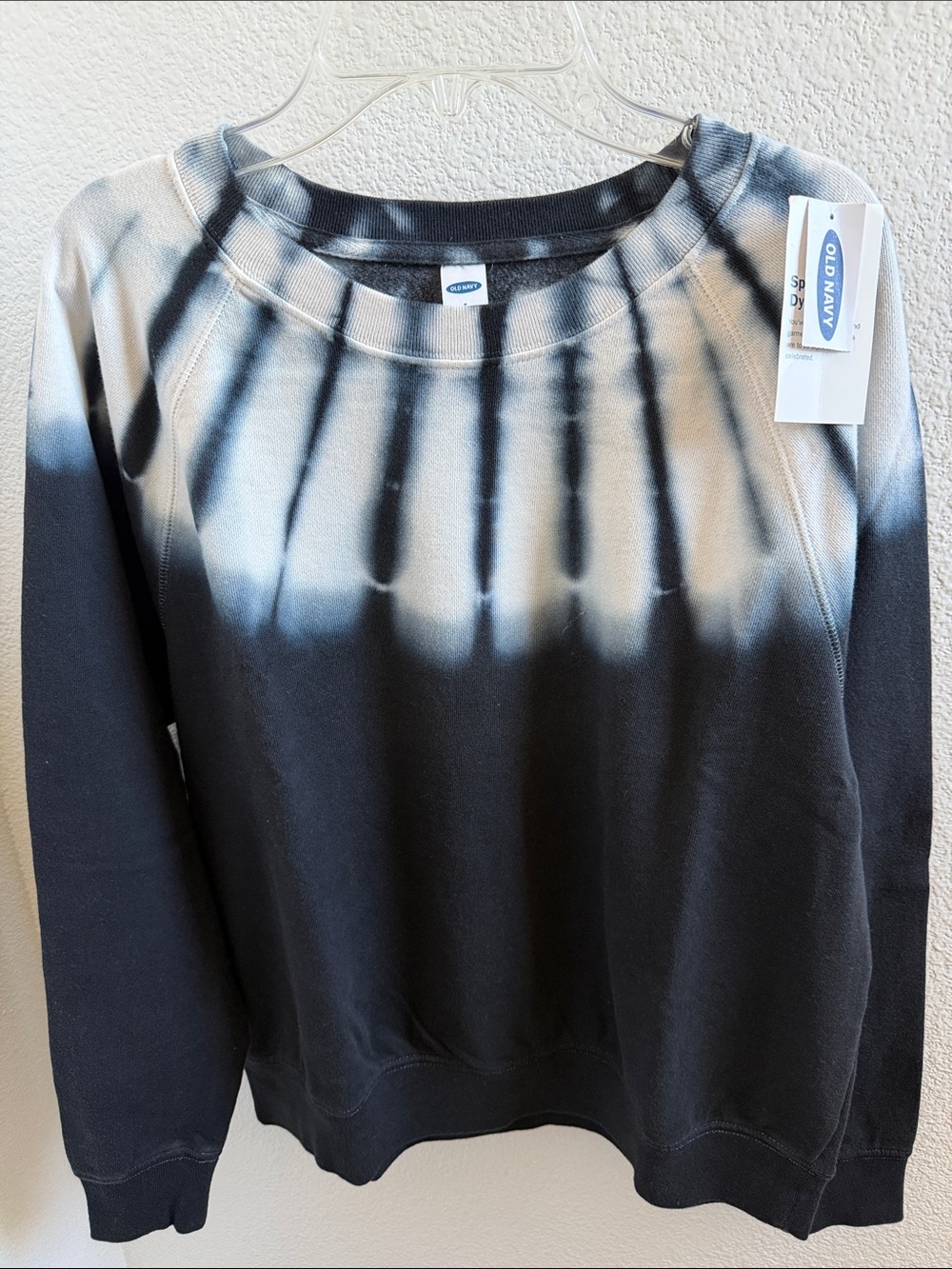 NWT Old Navy  Scoop Crewneck Sweatshirt.